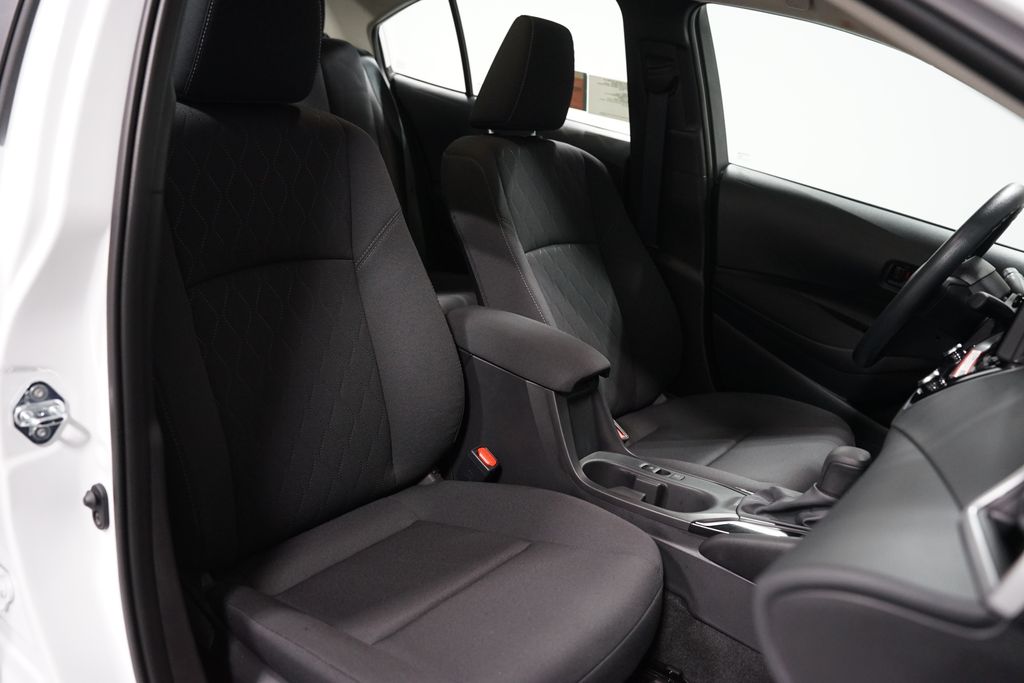 Thumbnail: 2025 Toyota Corolla - 25