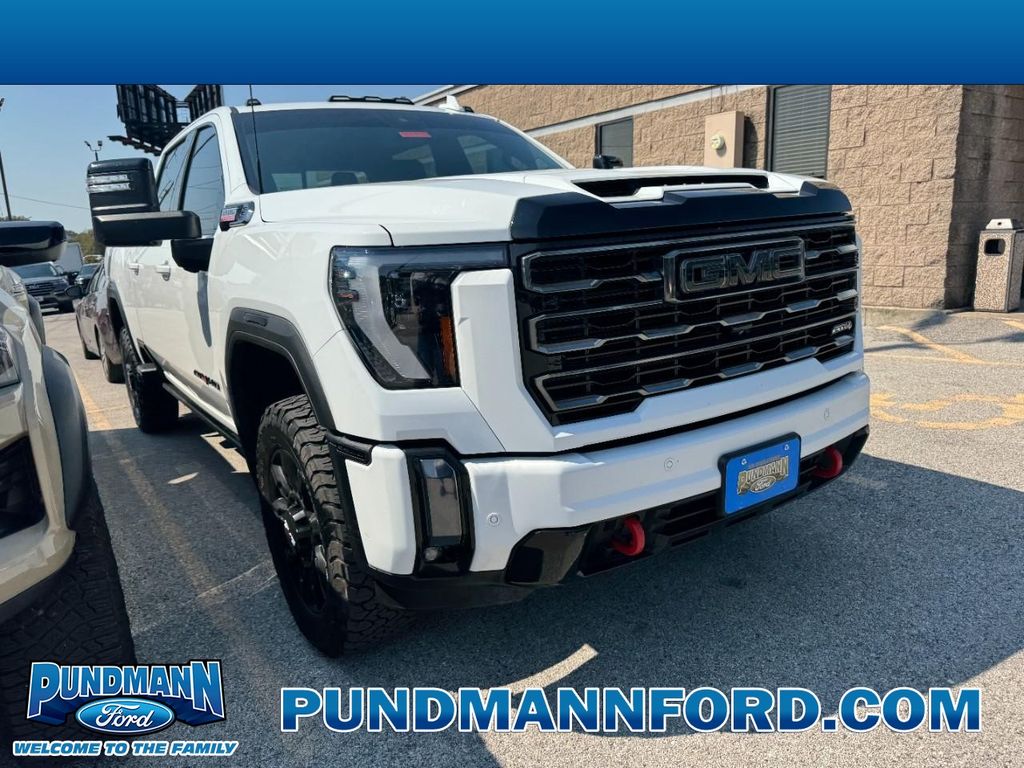 Summit White 2024 GMC Sierra 3500HD Pickup Truck Four-Wheel Drive Automatic