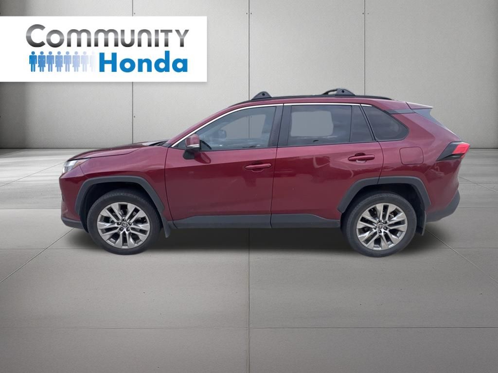 2023 Toyota RAV4 XLE Premium Red at Community Kia