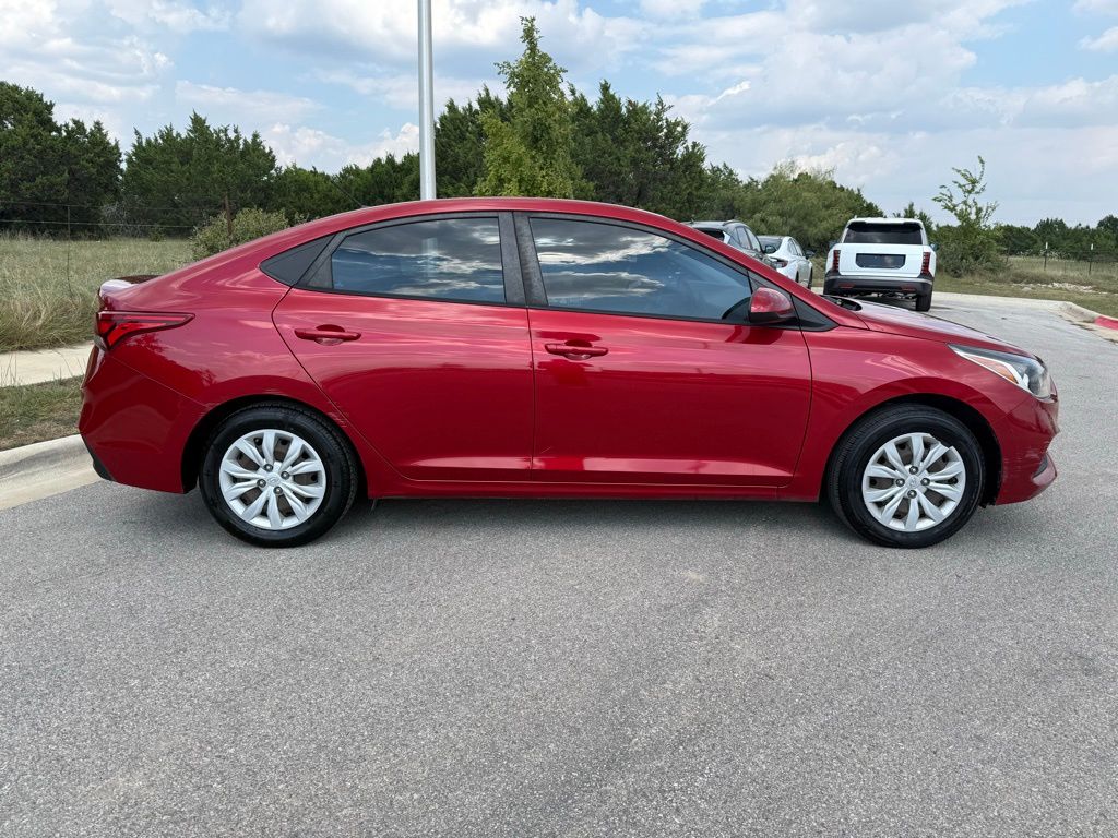 Thumbnail: 2019 Hyundai Accent - 4