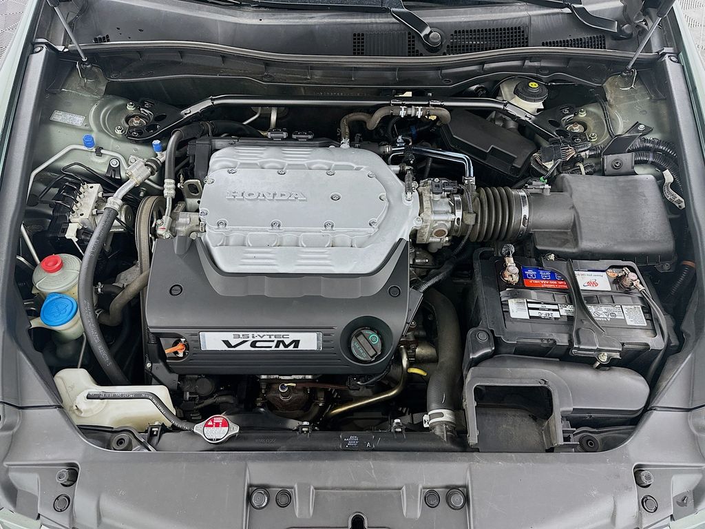 Used 2010 Green Honda EX-L image 30