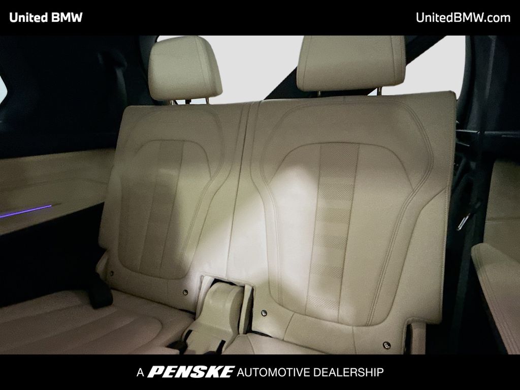 Thumbnail: 2021 BMW X7 - 14