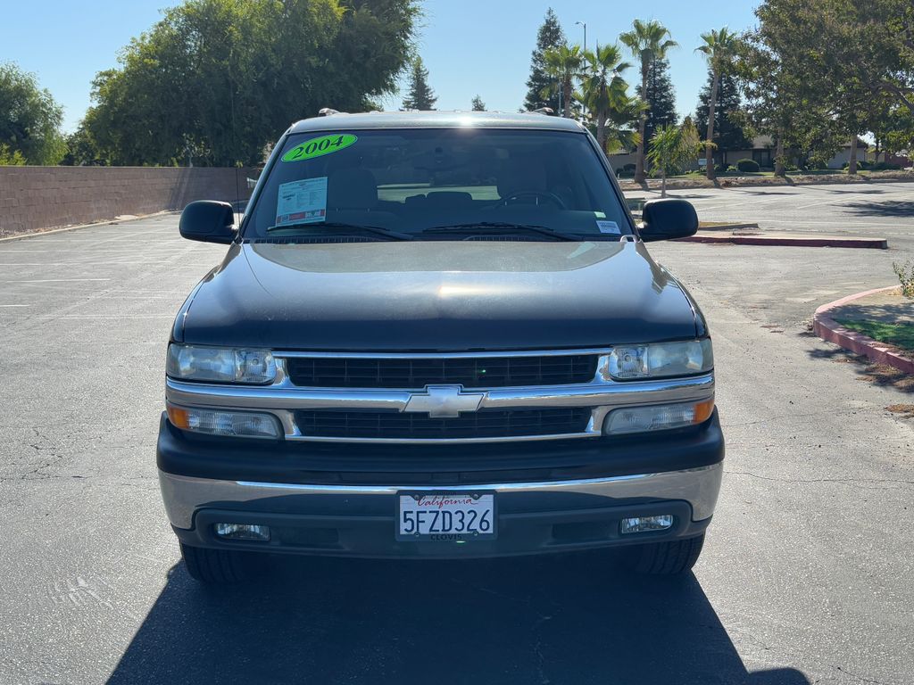 Thumbnail: 2004 Chevrolet Tahoe - 2