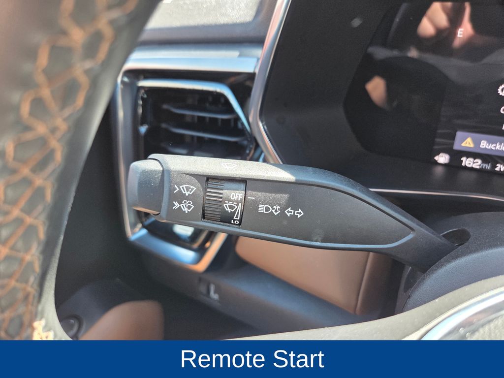 2023 GMC Canyon 4WD Crew Cab Short Box AT4