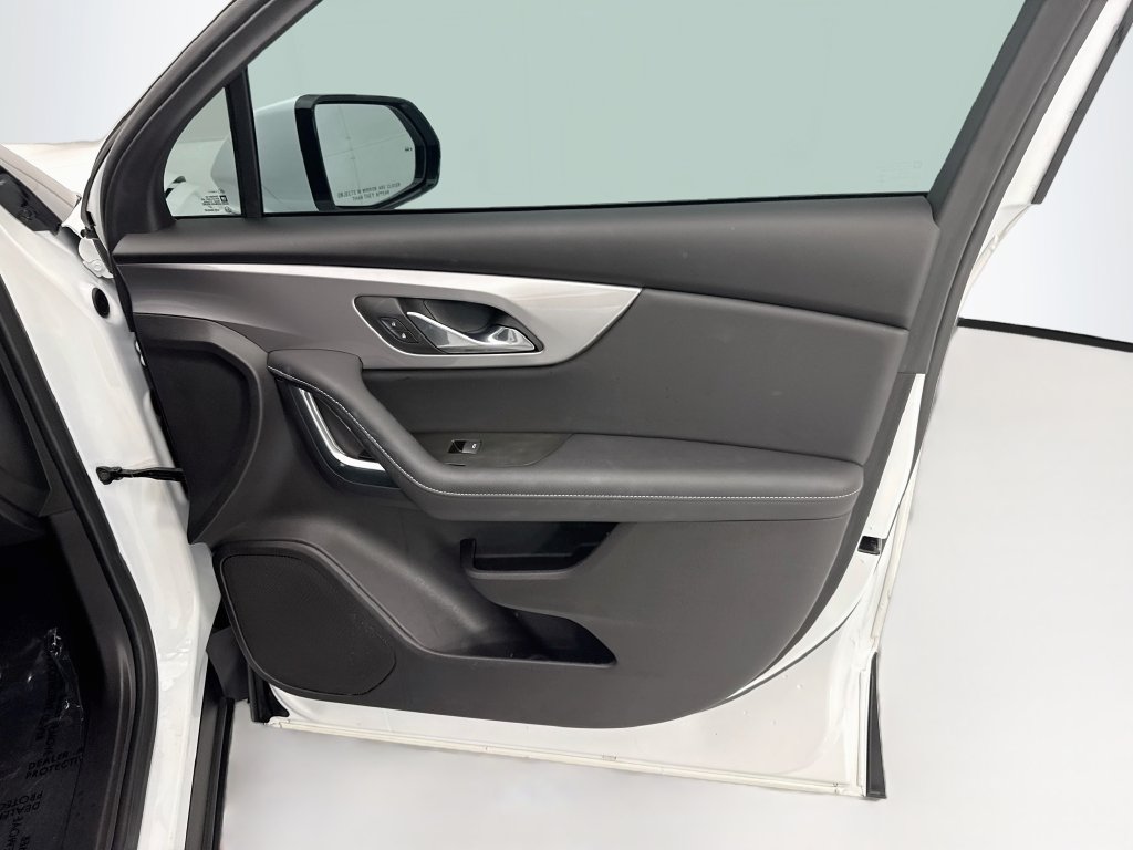 Thumbnail: 2024 Chevrolet Blazer - 23