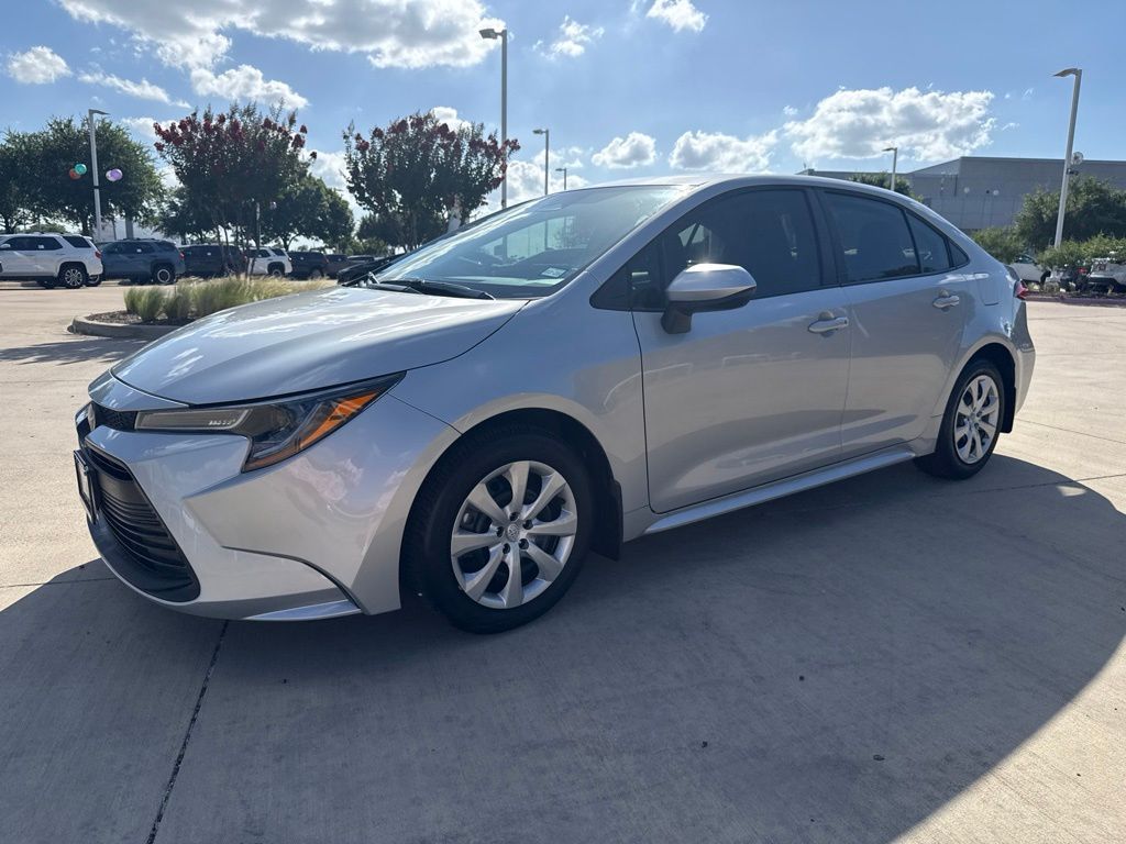 Classic Silver Metallic 2026 Toyota Corolla LE FWD Sedan Front-Wheel Drive Continuously Variable Transmission