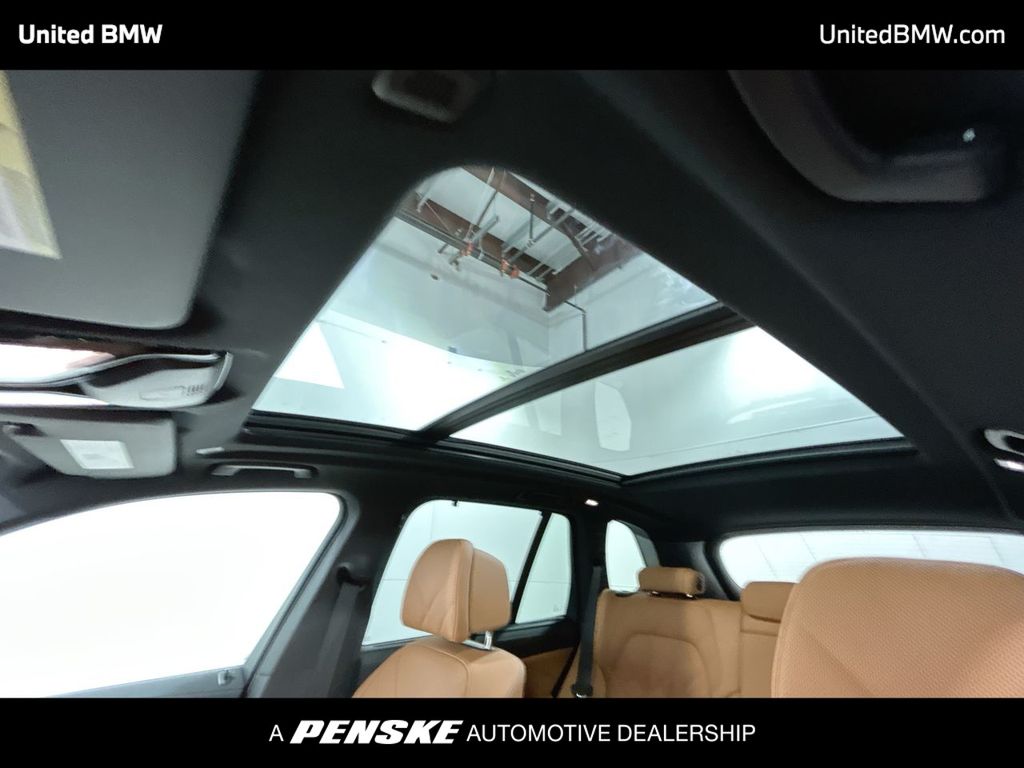 Thumbnail: 2026 BMW X5 - 20