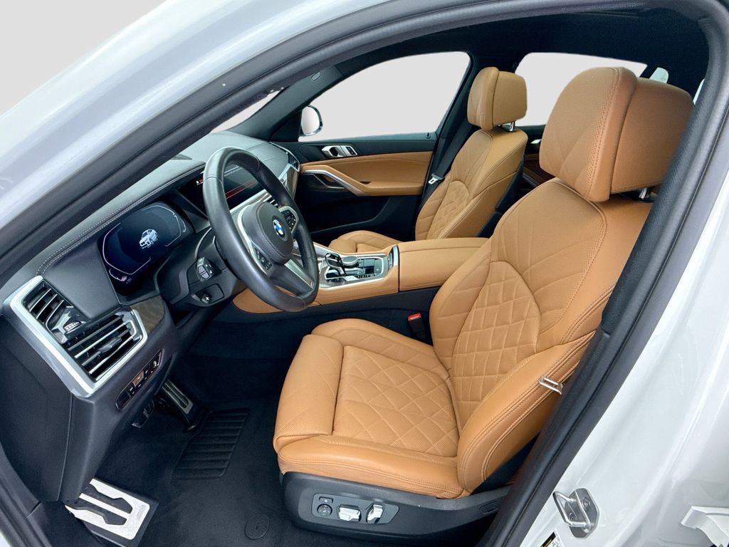 Thumbnail: 2023 BMW X6 - 18