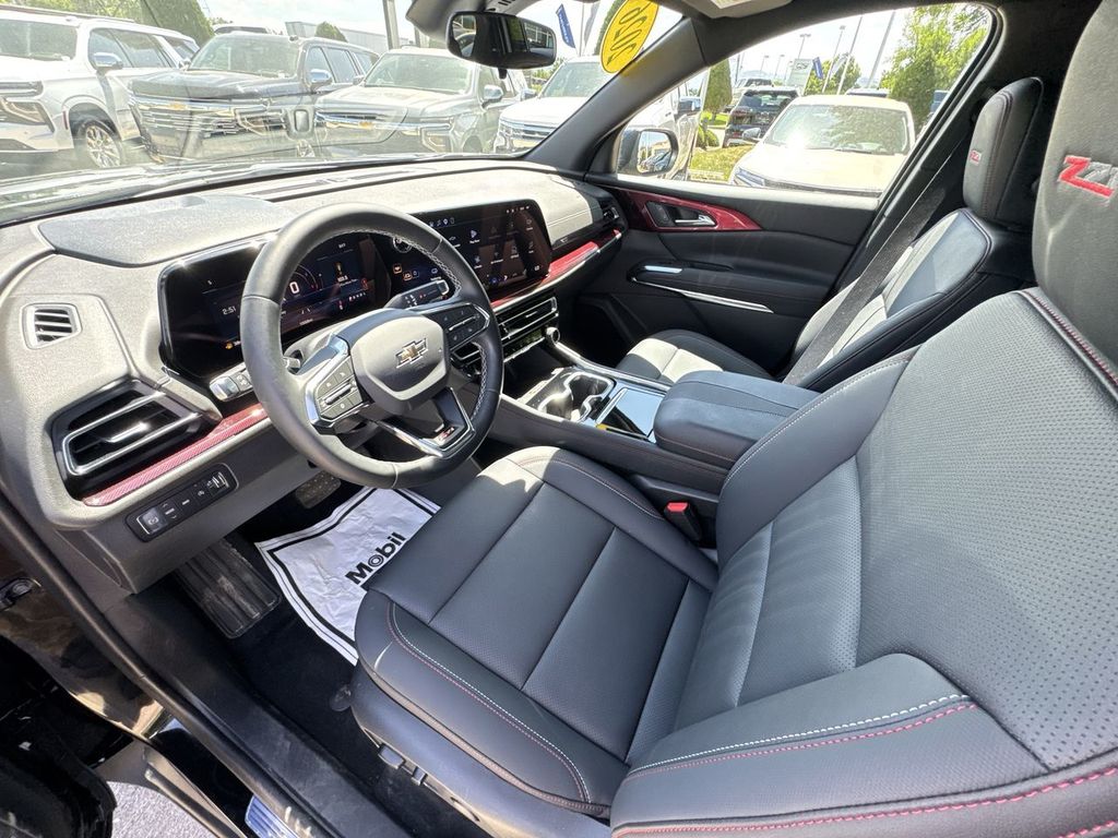 Used 2026 Chevrolet Traverse SUV