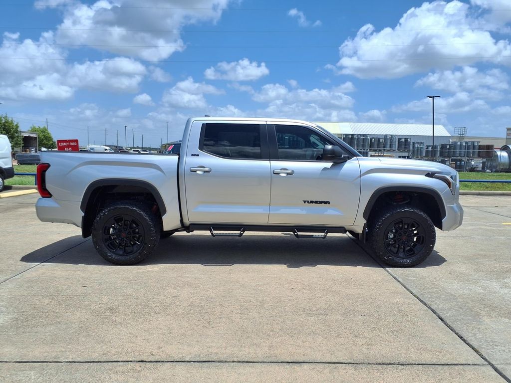 2024 Toyota Tundra SR5 - 7