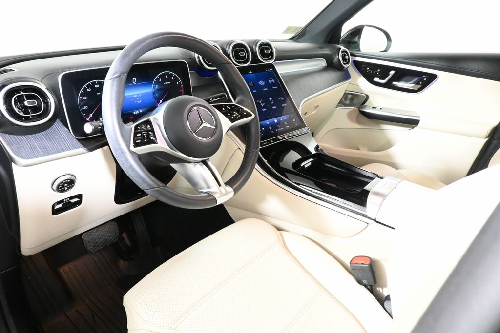 Thumbnail: 2024 Mercedes-Benz GLC - 15