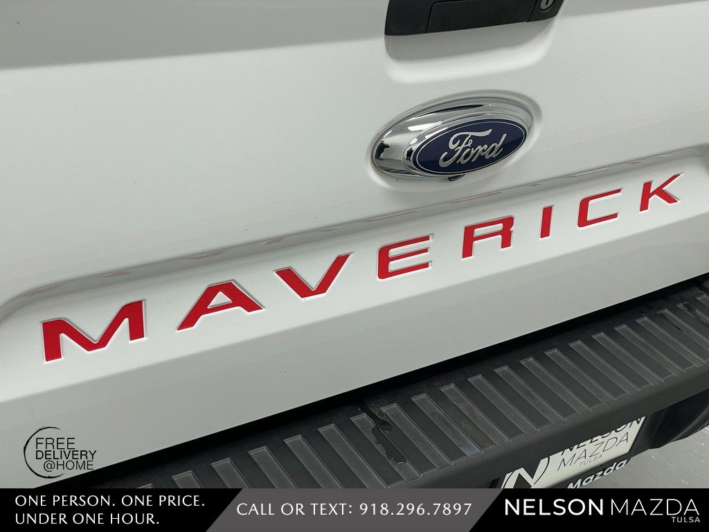 Used 2023 White Ford XLT image 17