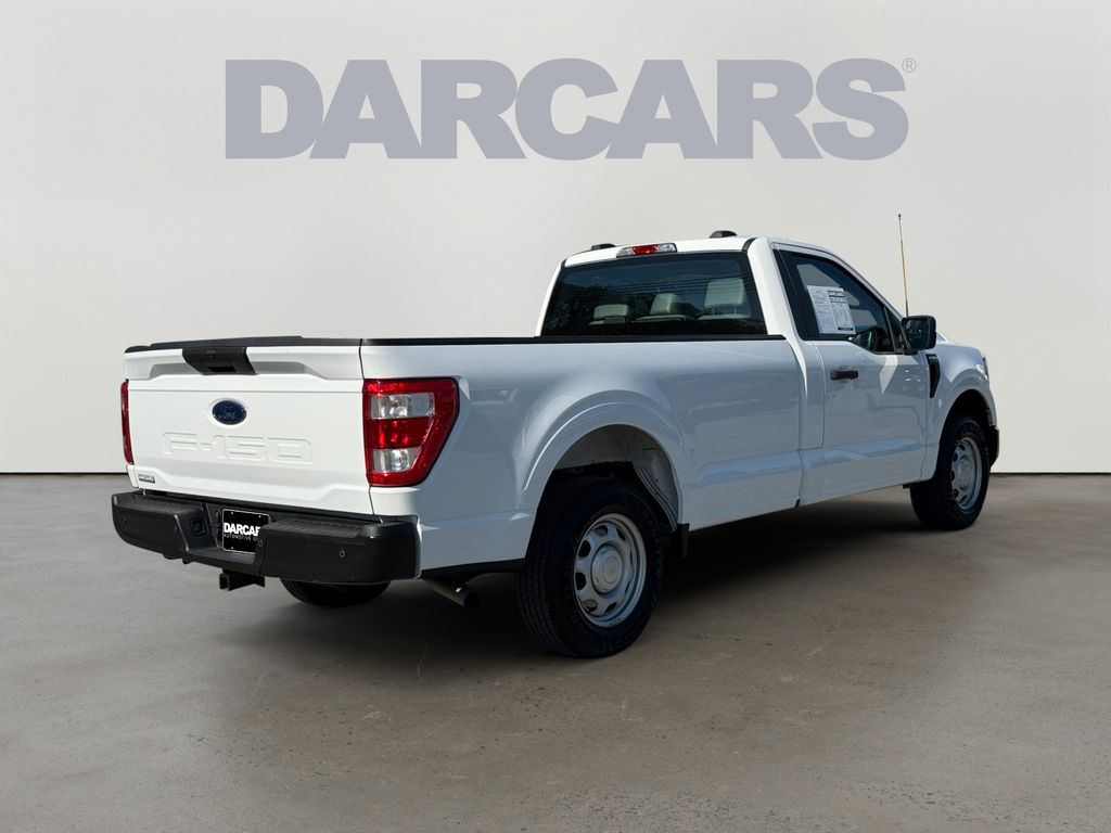 View vehicle photo 6