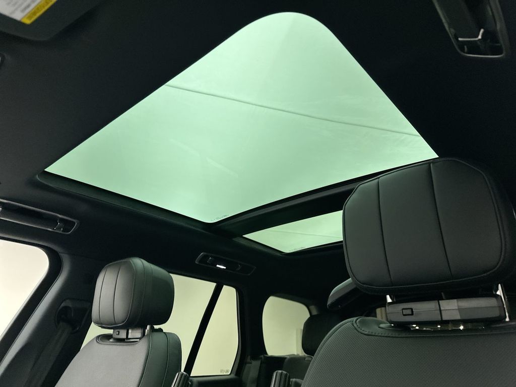 Thumbnail: 2026 Land Rover Range Rover - 19