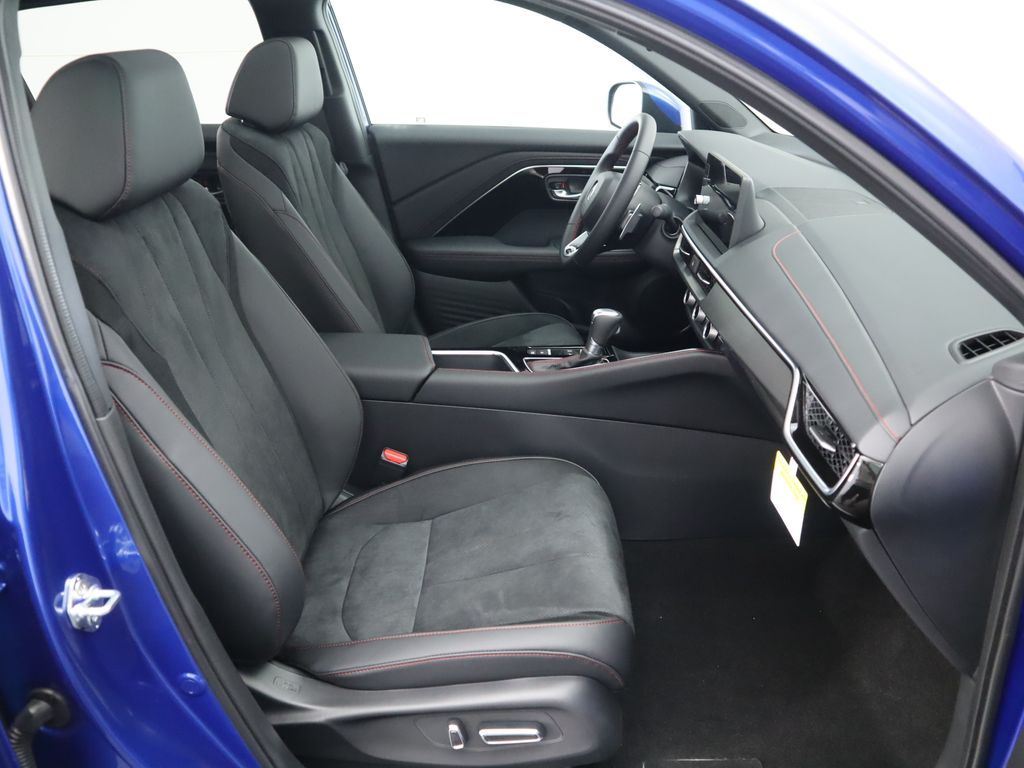 Thumbnail: 2025 Acura ADX - 21