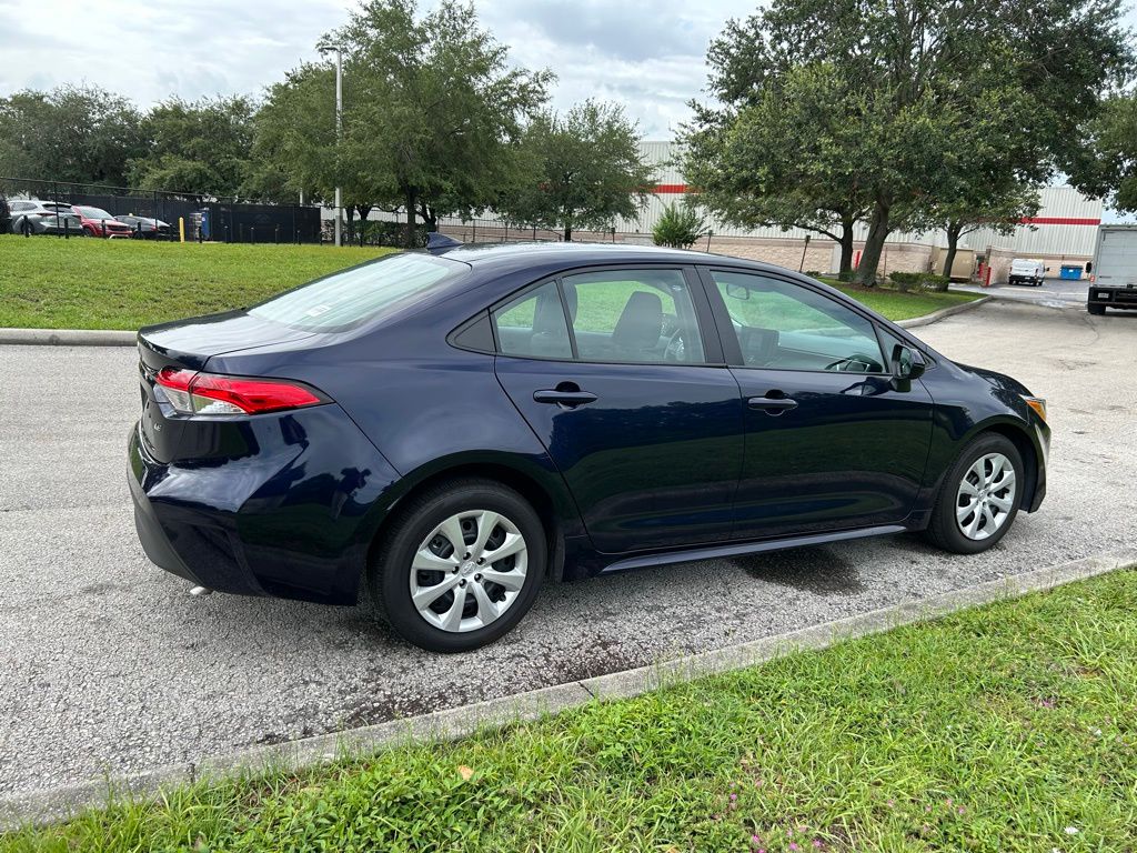 Thumbnail: 2023 Toyota Corolla - 5