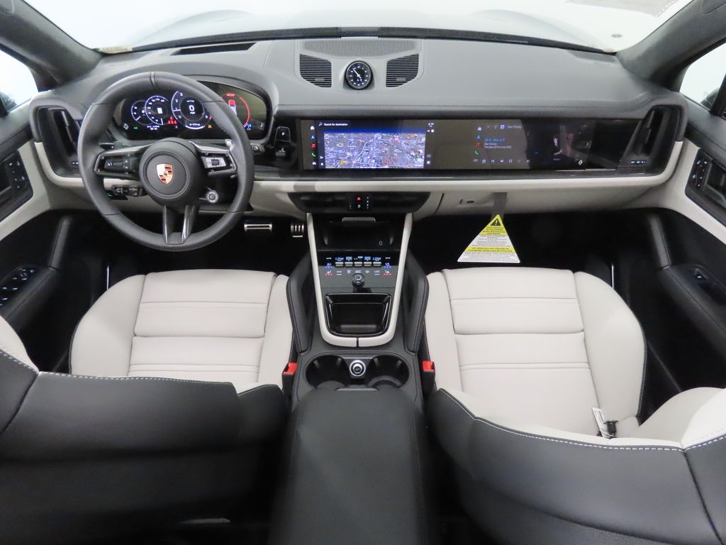 Thumbnail: 2026 Porsche Cayenne - 16