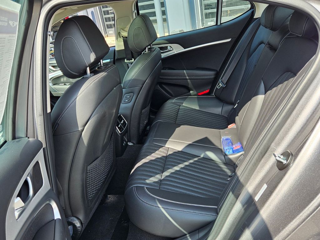 New 2026 Silver Genesis 2.5T Prestige image 7