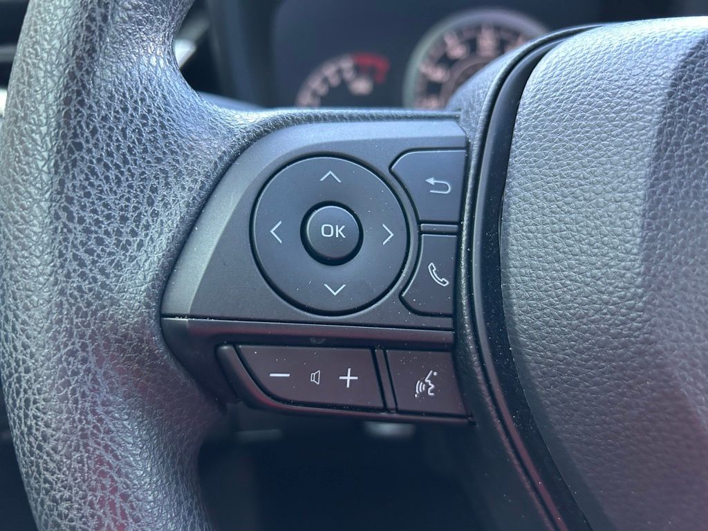 Thumbnail: 2022 Toyota Corolla - 18