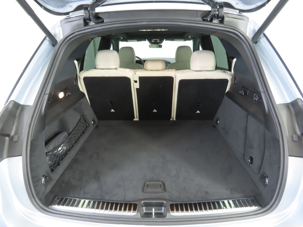 Thumbnail: 2026 Mercedes-Benz GLE - 30