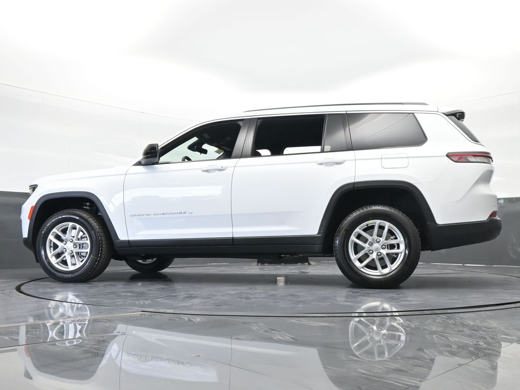 Used 2025 Bright White Clearcoat Jeep Laredo image 46