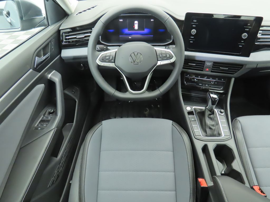 Thumbnail: 2026 Volkswagen Jetta - 10