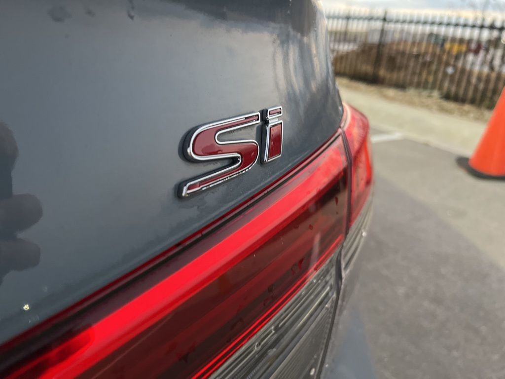 Thumbnail: 2023 Honda Civic - 9