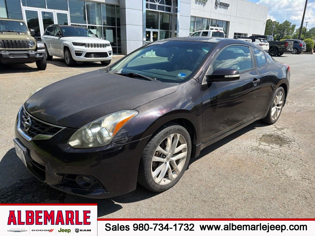 Red (Crimson Black Metallic) 2010 Nissan Altima Coupe Coupe Front-Wheel Drive Continuously Variable Transmission