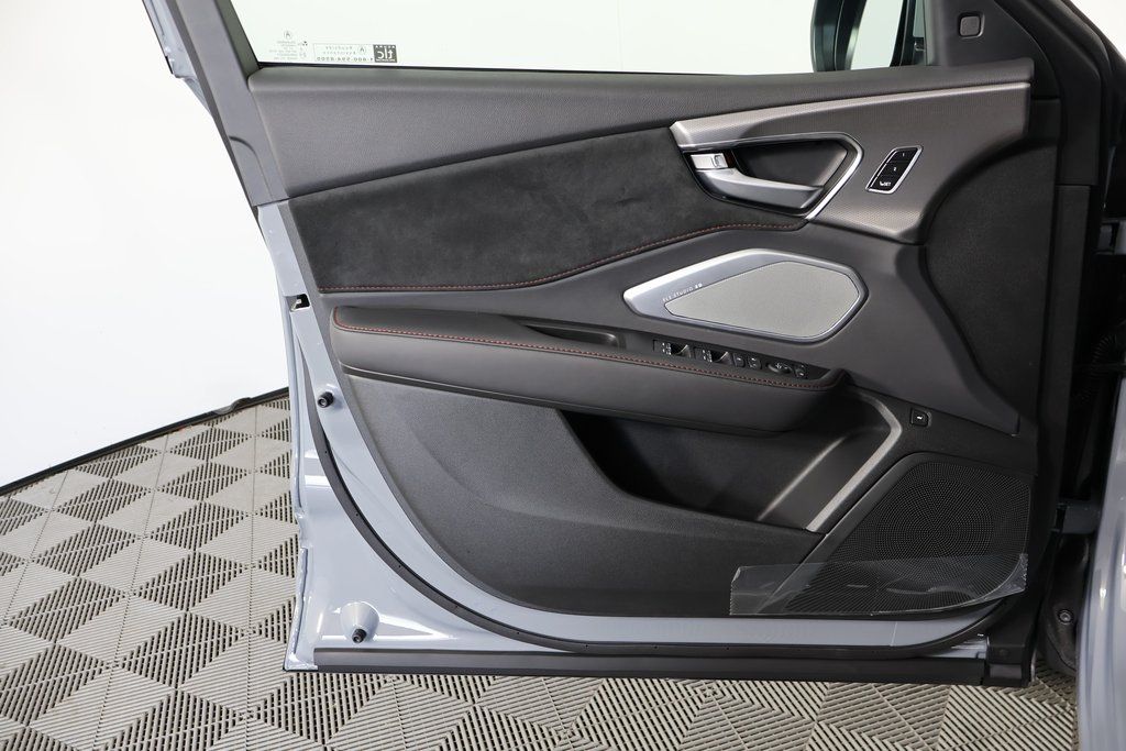 Thumbnail: 2025 Acura RDX - 7