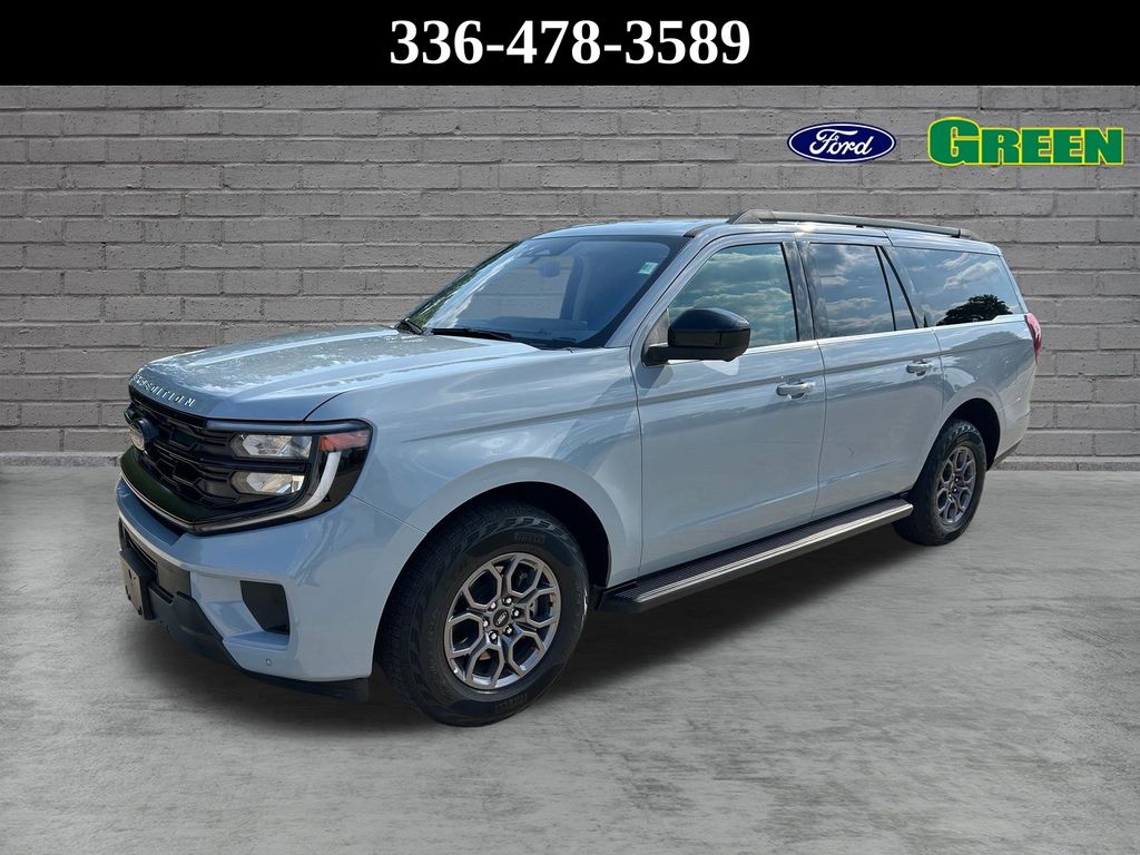Glacier Gray Metallic TriCoat 2025 Ford Expedition SUV / Crossover Four-Wheel Drive Automatic