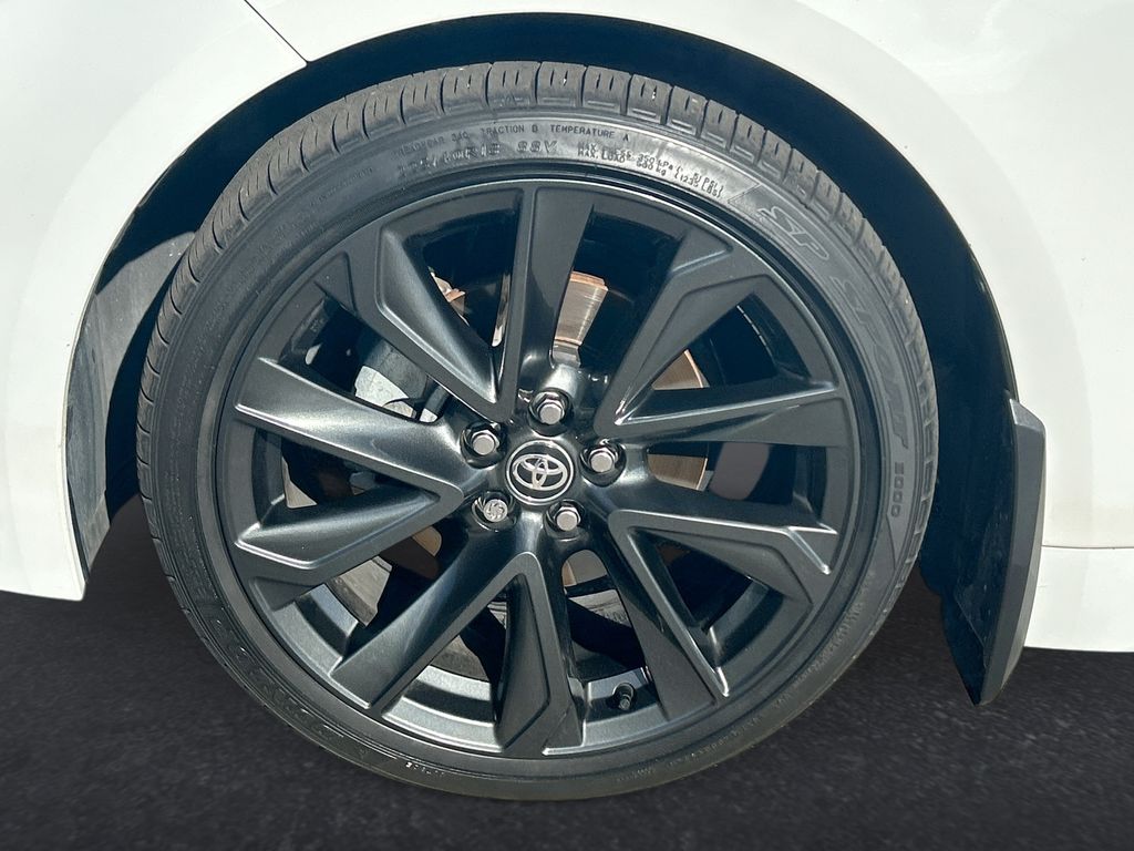 Thumbnail: 2024 Toyota Corolla - 10