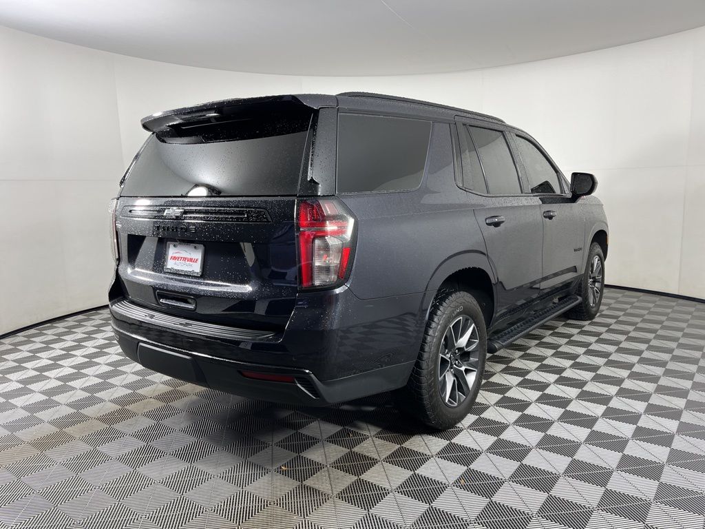 Thumbnail: 2023 Chevrolet Tahoe - 17