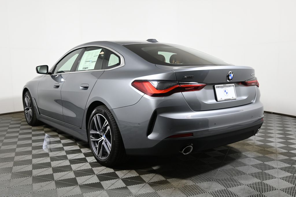 Thumbnail: 2026 BMW 4 Series - 5