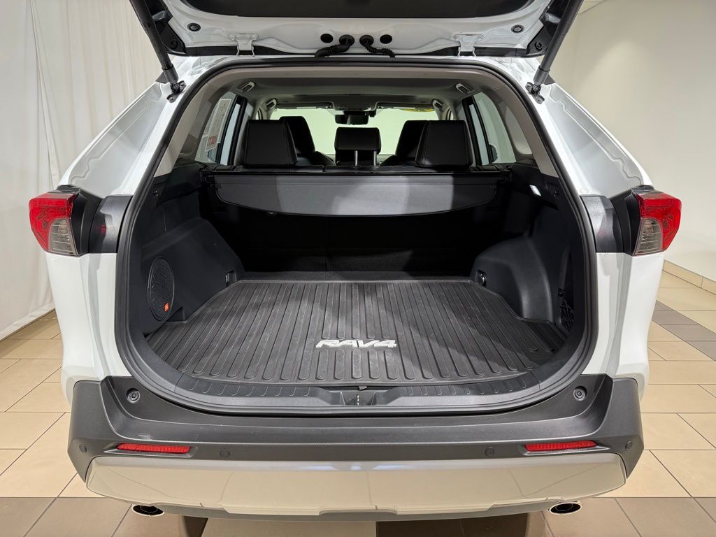 Thumbnail: 2025 Toyota RAV4 - 11