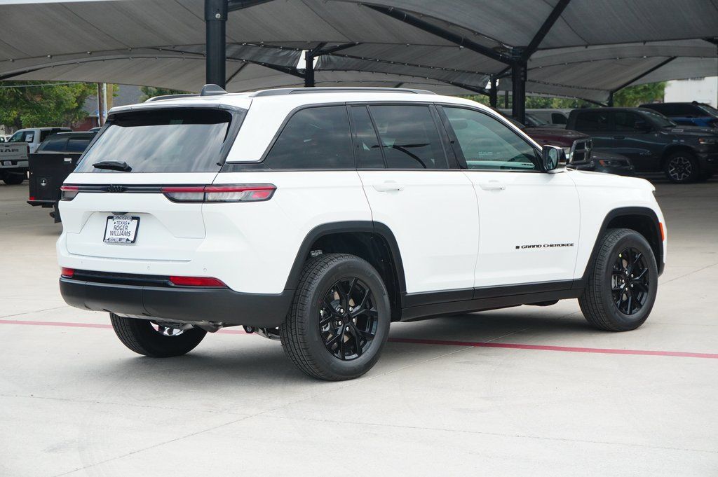 New Car 2025 Jeep Grand Cherokee  Altitude X For Sale Under $40,000 In Weatherford, Texas