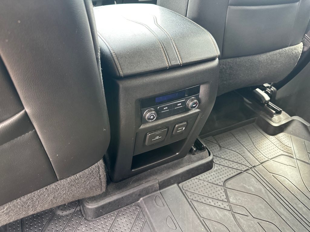 Used Car 2021 Chevrolet Traverse  Rs For Sale Under $30,000 In Austin, Texas