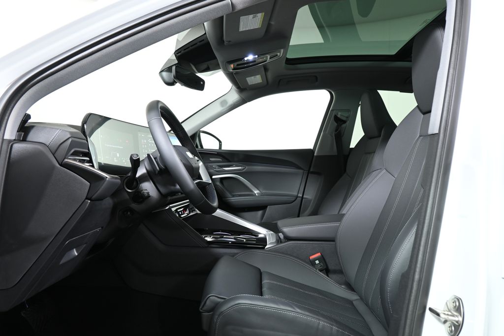 Thumbnail: 2025 Audi Q5 - 3