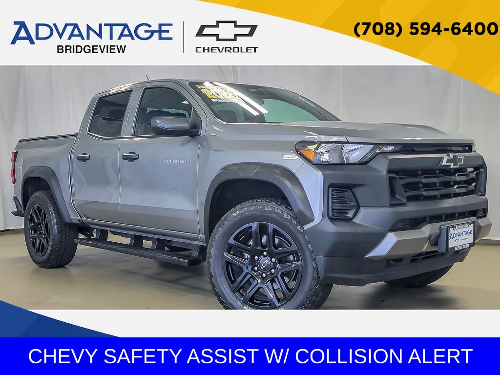 Sterling Gray Metallic 2025 Chevrolet Colorado Pickup Truck Four-Wheel Drive 8-Speed Automatic