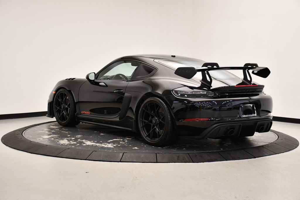 2023 Porsche 718 Cayman GT4 RS 3