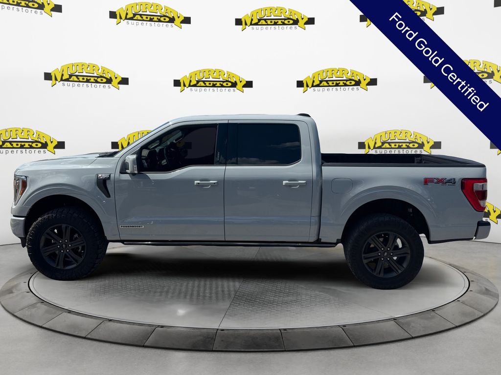 View vehicle photo 3