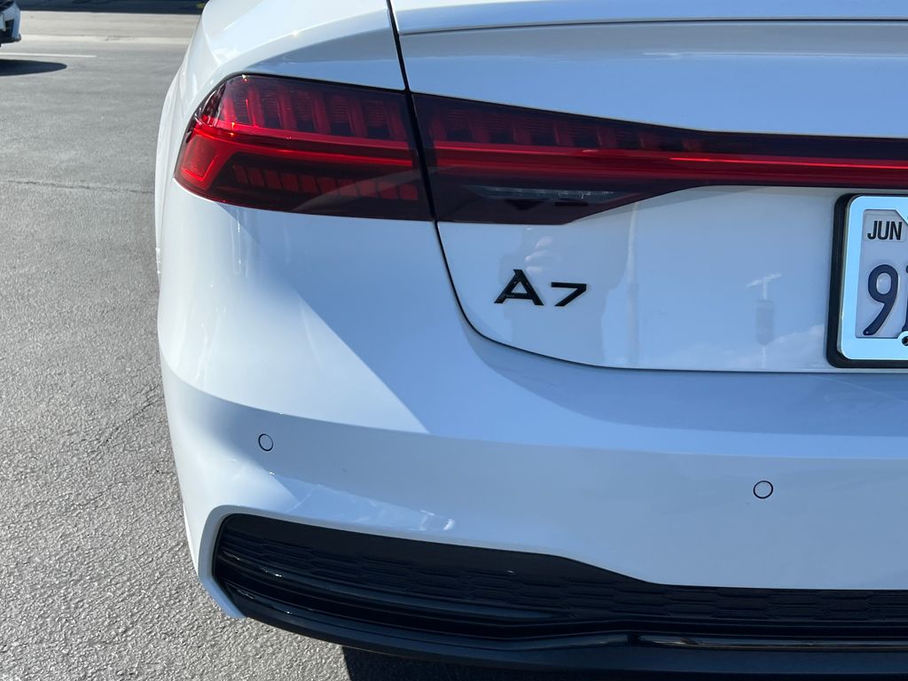 Thumbnail: 2022 Audi A7 - 11