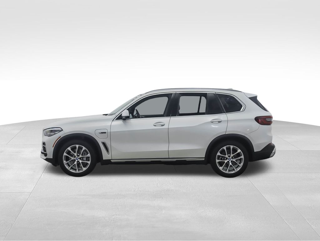 Thumbnail: 2023 BMW X5 - 2
