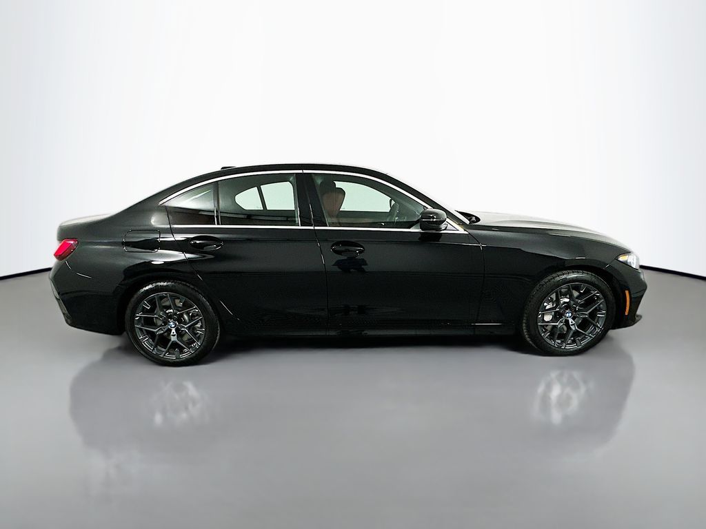 Thumbnail: 2025 BMW 3 Series - 4