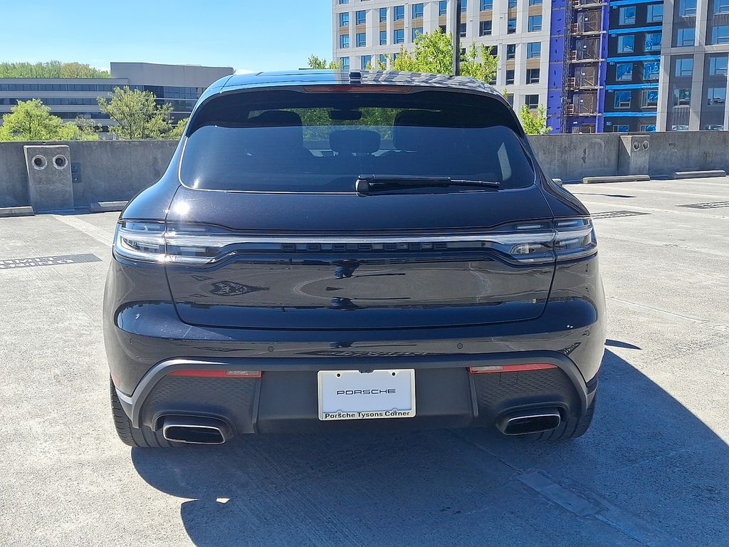 Thumbnail: 2024 Porsche Macan - 9
