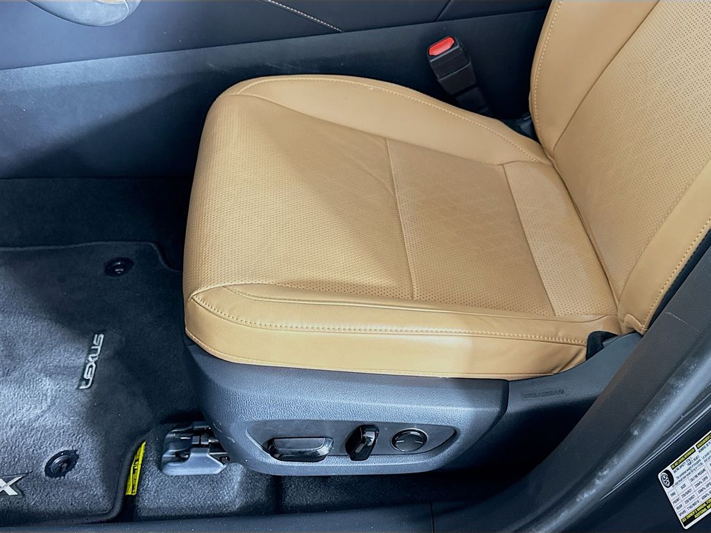 Thumbnail: 2025 Lexus RX - 20