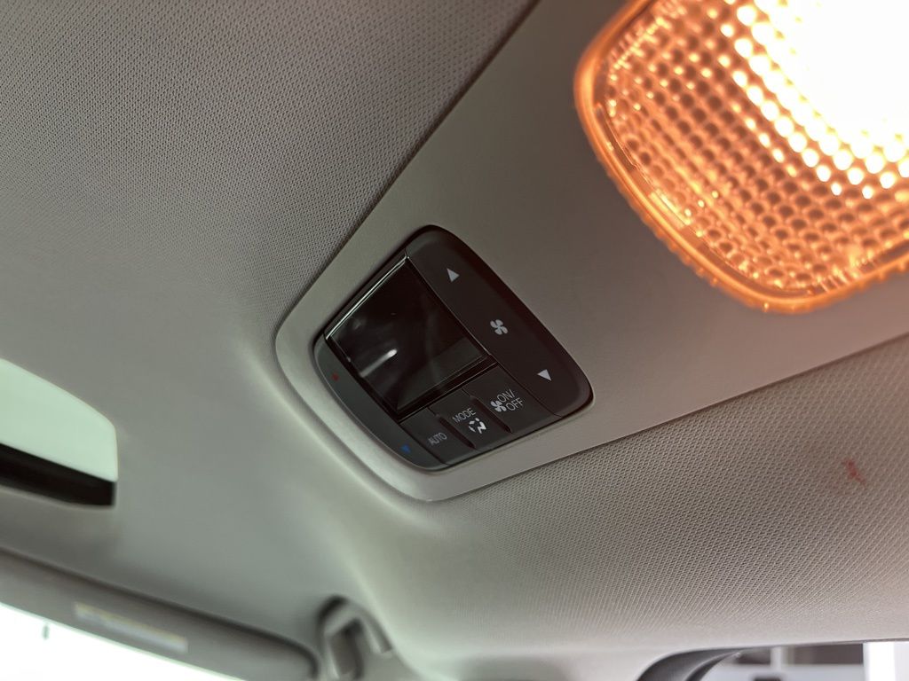 Thumbnail: 2025 Honda Odyssey - 8