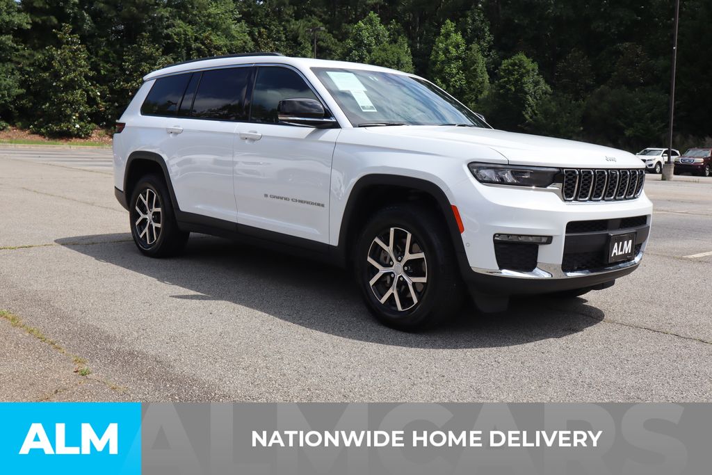2024 Jeep Grand Cherokee Limited photo 3