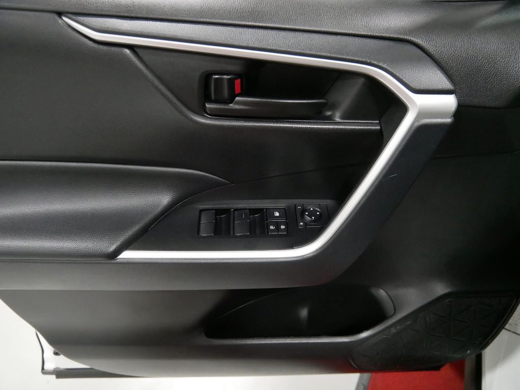 Used 2025 Toyota RAV4 SUV