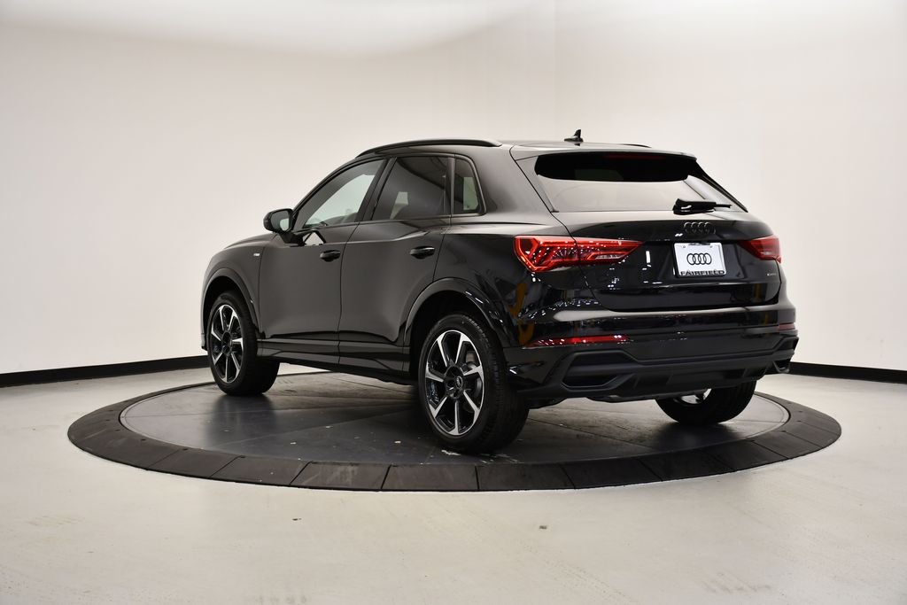 Thumbnail: 2025 Audi Q3 - 3
