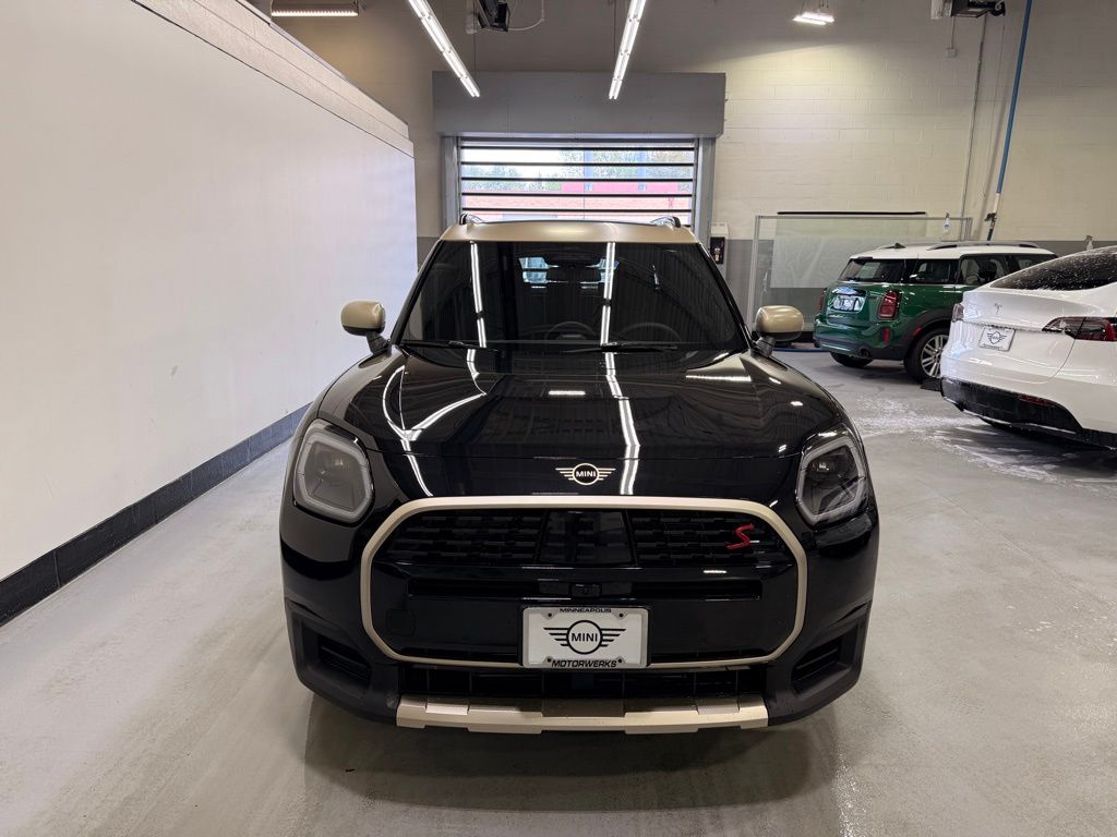 Thumbnail: 2027 MINI Cooper Countryman - 8